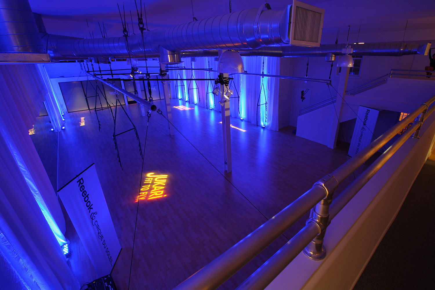 REEBOK JUKARI POP-UP STUDIO