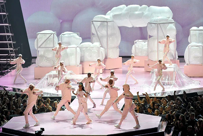 BIZBASH | RATING MTV V.M.A.s:EVENT PRODCUCERS GIVE THE AWARD SHOW C+