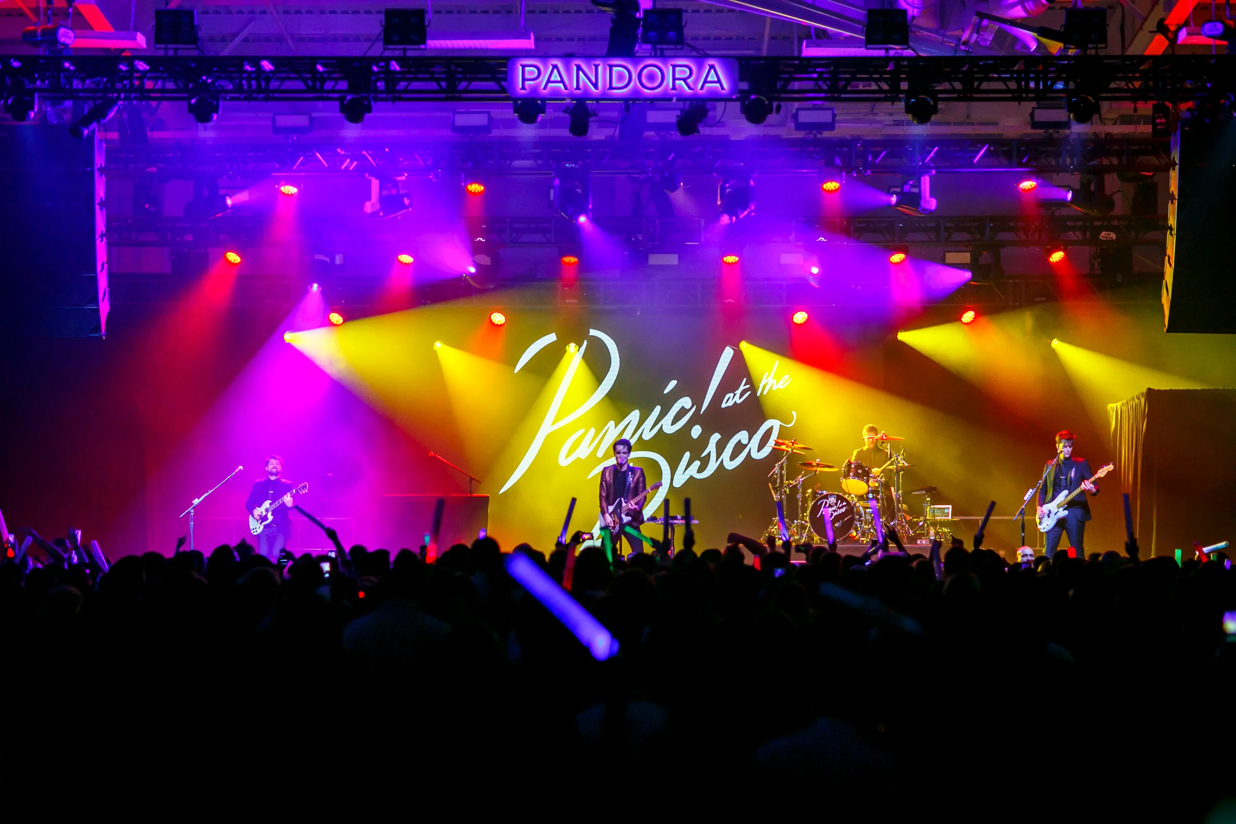 PANDORA HOLIDAY 2015