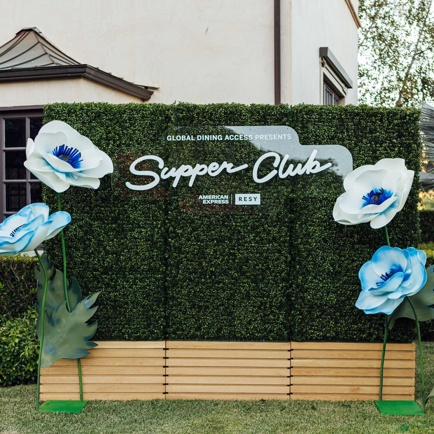 8.27.22 - Global Dining Access by Resy Presents: Supper Club in Beverly Hills

We recently worked with Resy and American Express to bring together Global Dining Access members for an intimate dinner series at a private estate in Beverly Hills. A coll