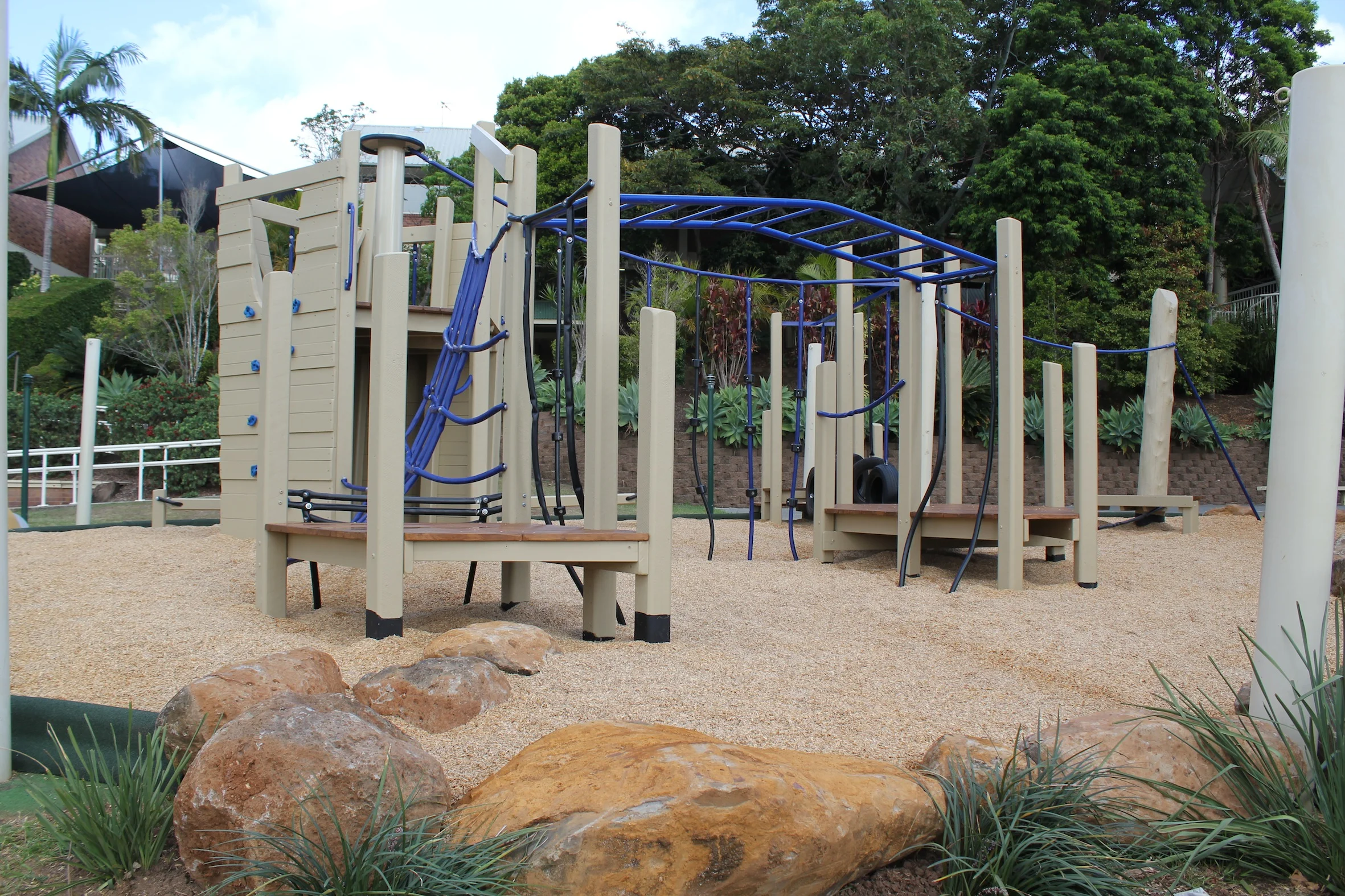  Lindisfarne Terranorra