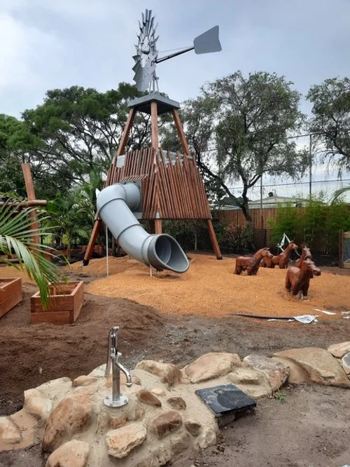 Treehouse with Tunnel Slide