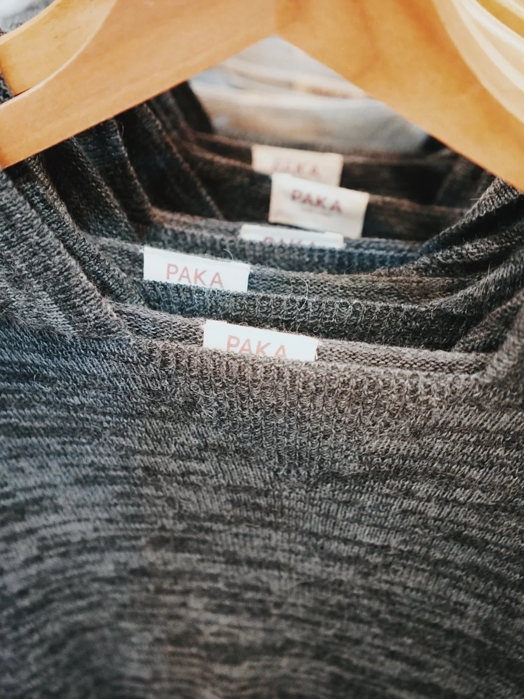 You feeling those crispy fall nights?? Grab a brand new piece of @paka that’s made from organic alpaca wool and enjoy those nights even more!
Also, join us for a launch event on the 16th!
