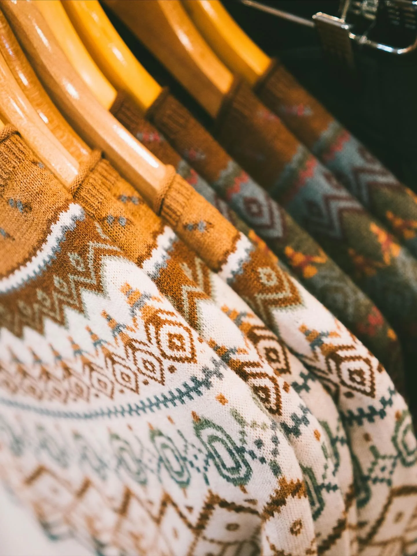 NEW @royal_robbins fall sweaters are in and we’re loving these patterns 😍