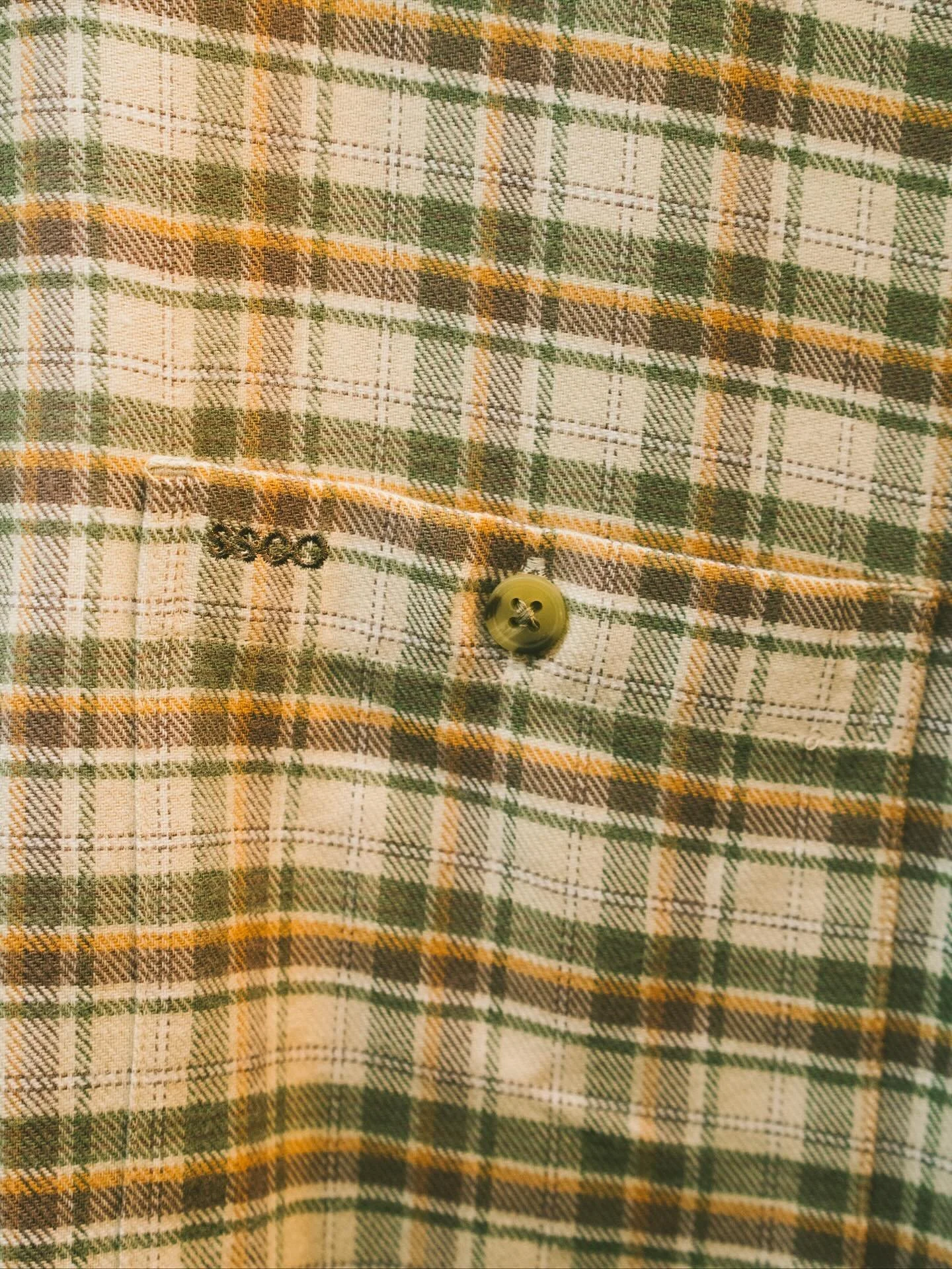 It’s not really fall yet until you’re rocking your @southernshirt flannel 🍂