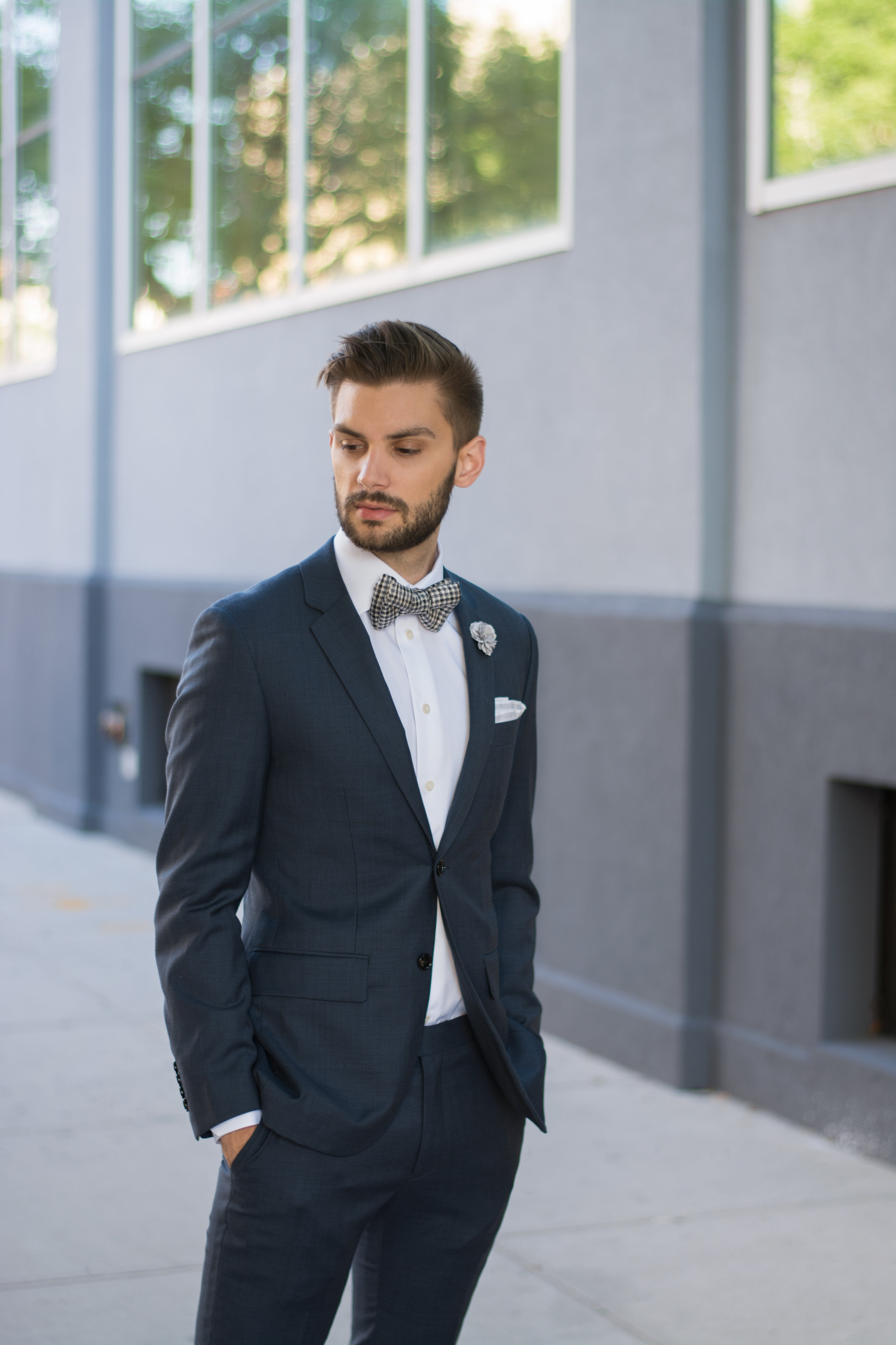 How To Style a Bow Tie For A Wedding — The Modern Otter