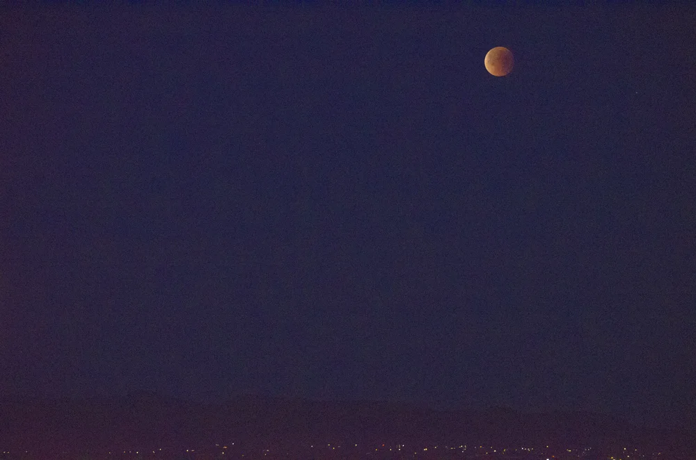 JB_bloodmoon.jpg