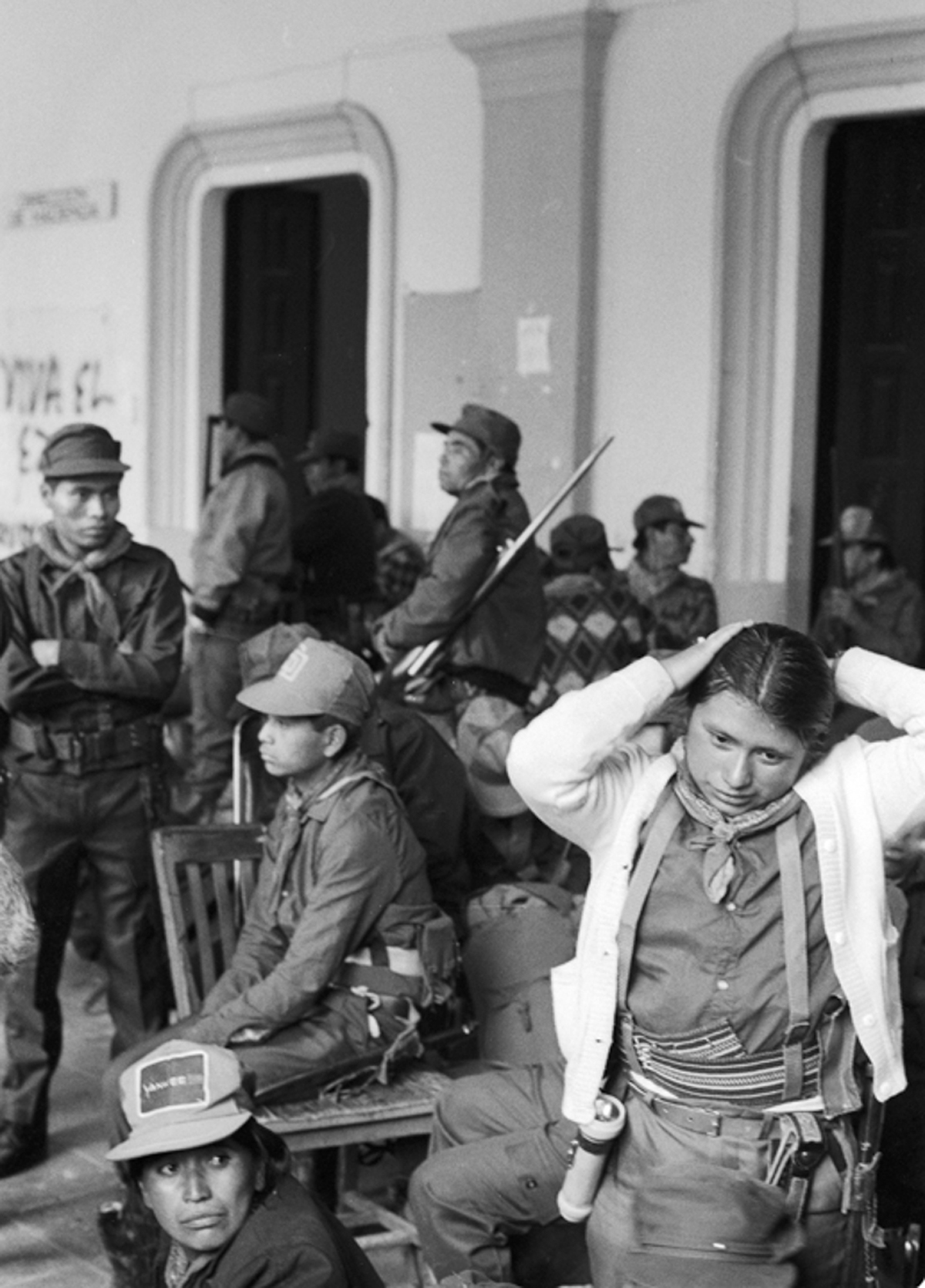 Guerrilleras Zapatistas / Zapatista Guerrillas