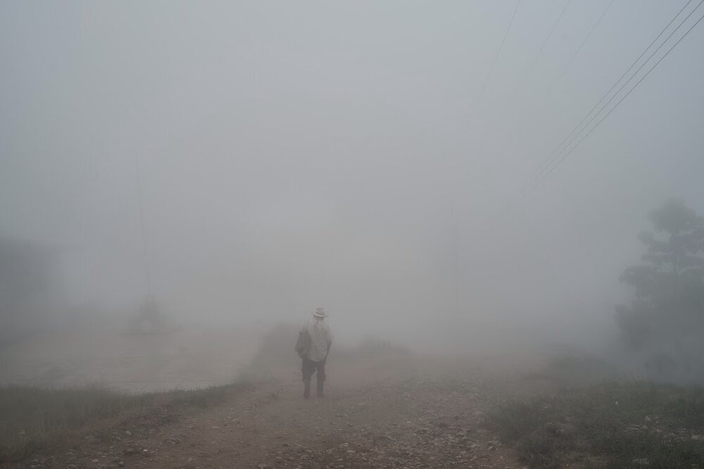  Trabajar en la neblina. Pueblo Nuevo Sitalá, 2019. Crédito: Solène Charrasse. 