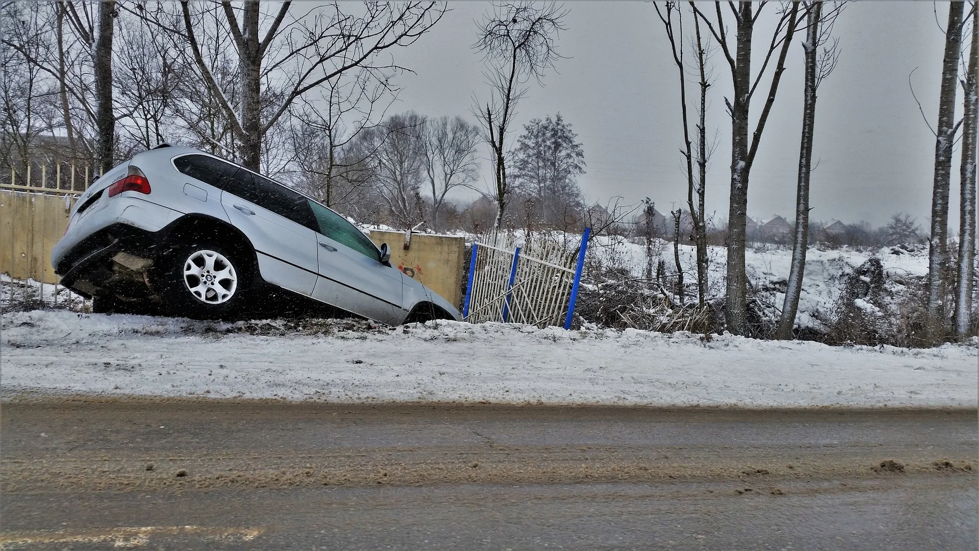 6 Ways to Stay Awake Behind the Wheel