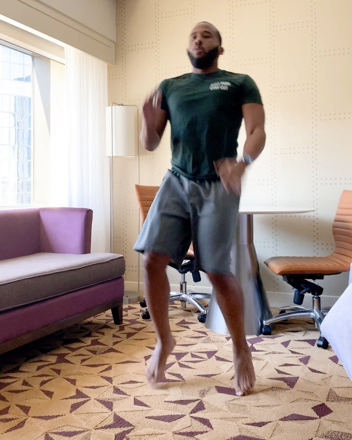 COVID-19 has made agility a top priority when it comes to fitness. 

Hotel gym isn&rsquo;t open, so I did an in-room HIIT training, thanks to @shaunt #T25. ⁣::: Swipe Left :::
⁣
My pre-workout snack was a delicious piece of grass-fed beef jerky by Ch