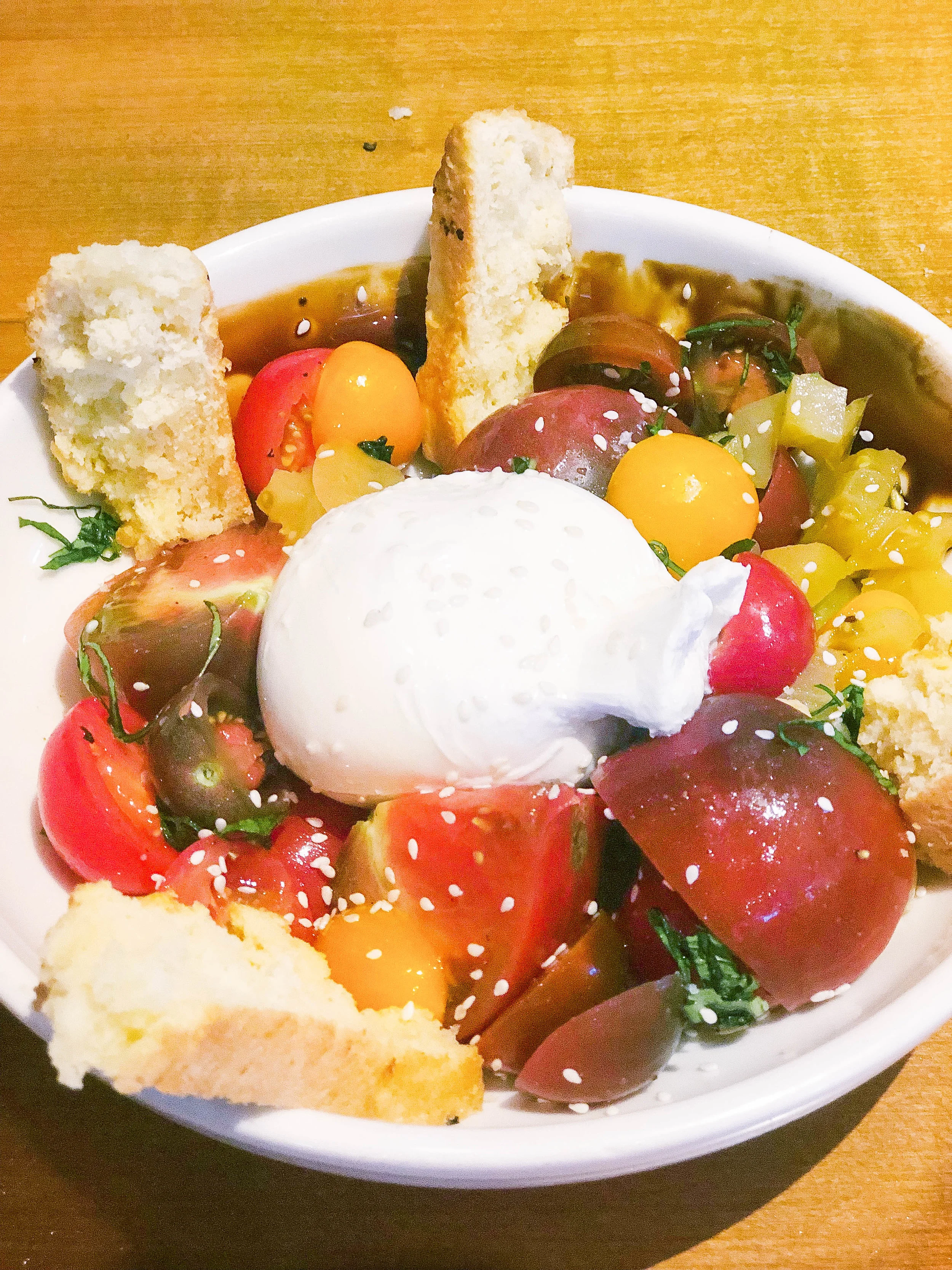 Heirloom Tomatoes & Burrata : basil, pickled green tomatoes, balsamic-sorghum glaze, biscuit crackers