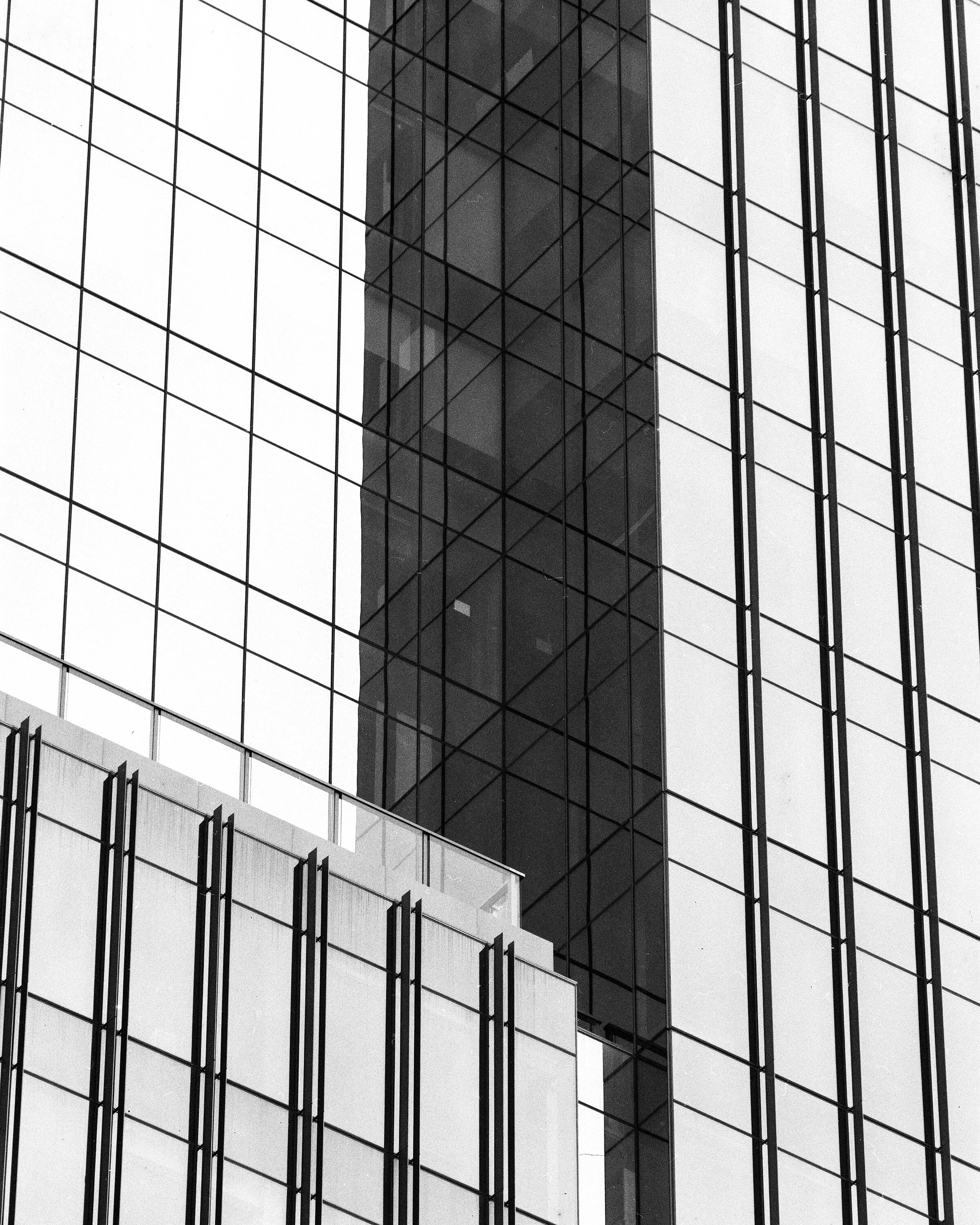 Skyscraper.Windows.Detail.01.jpg