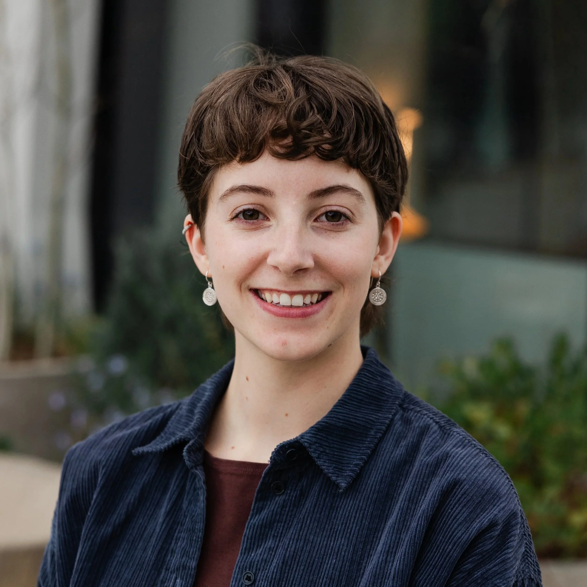Claire Kantor Headshot.