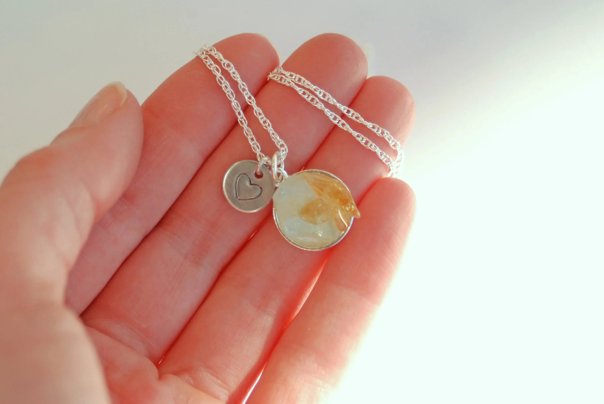 MixedStoneNecklace3.jpg
