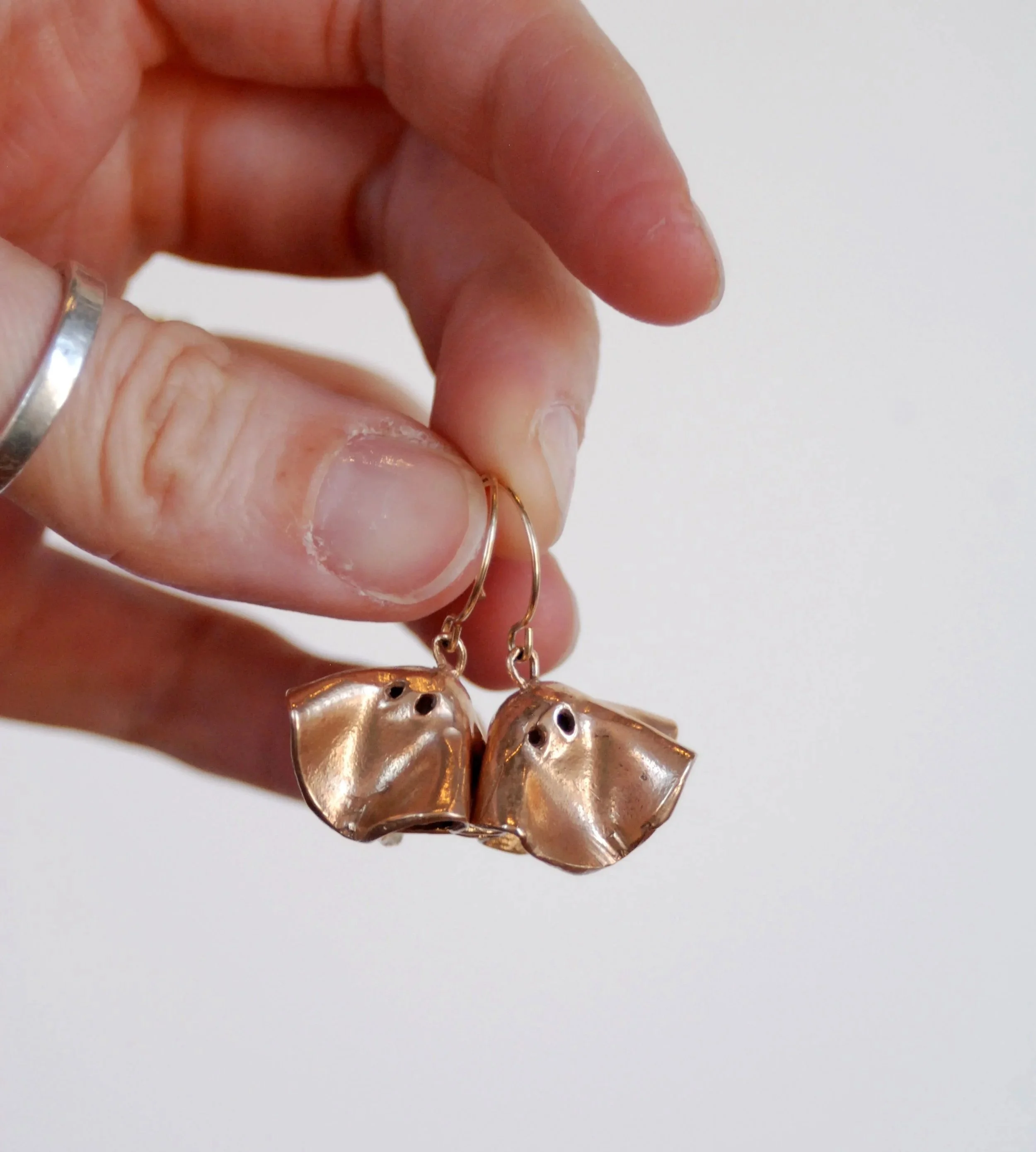 Ghost+Earrings+Bronze.jpg