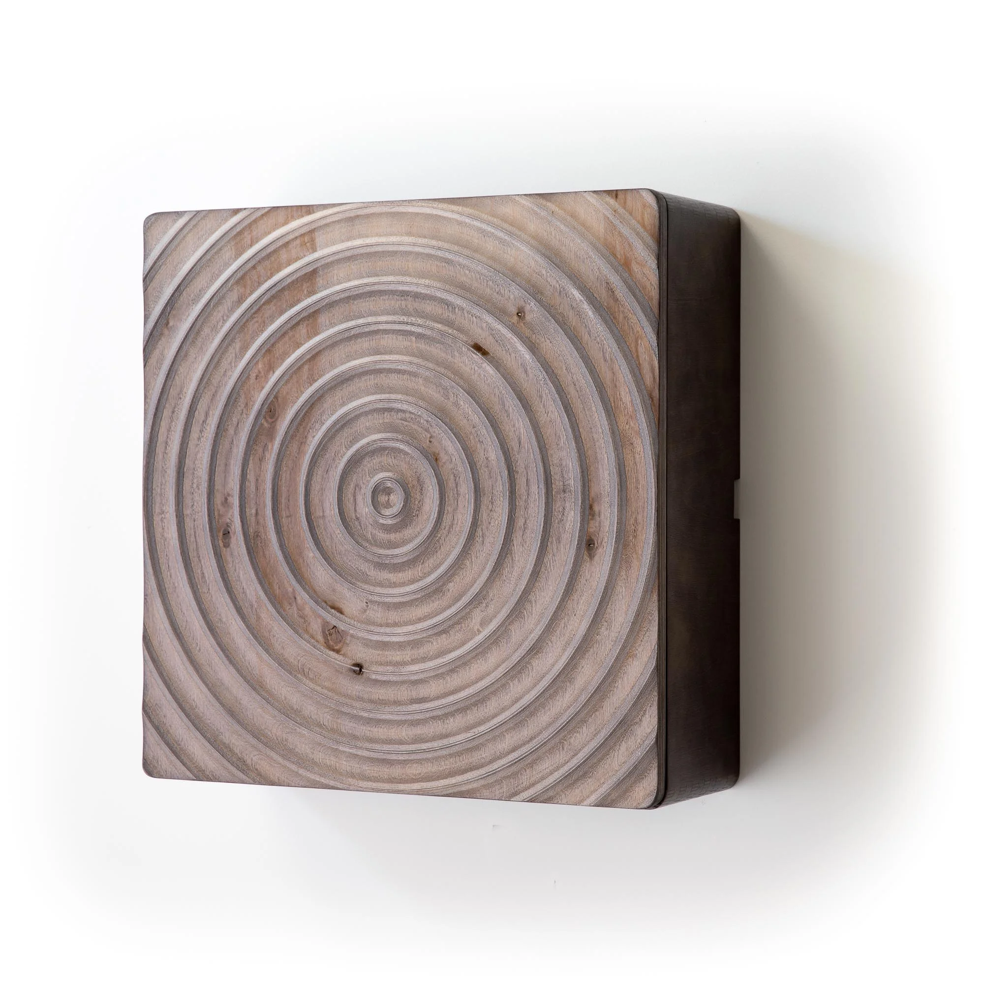 Ripple hanging mini bar