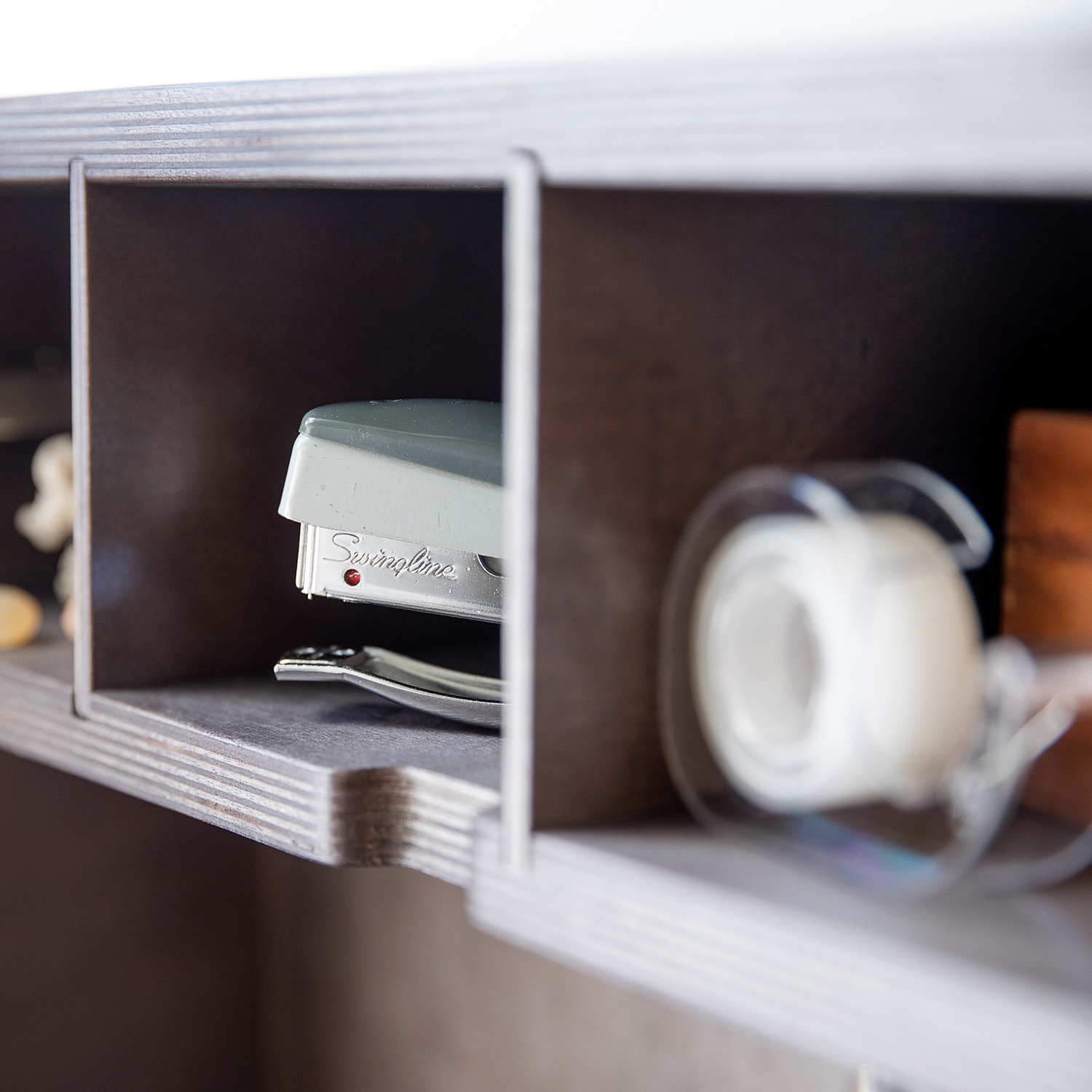 Copy of KARVD wall-mounted laptop desk with stationary storage