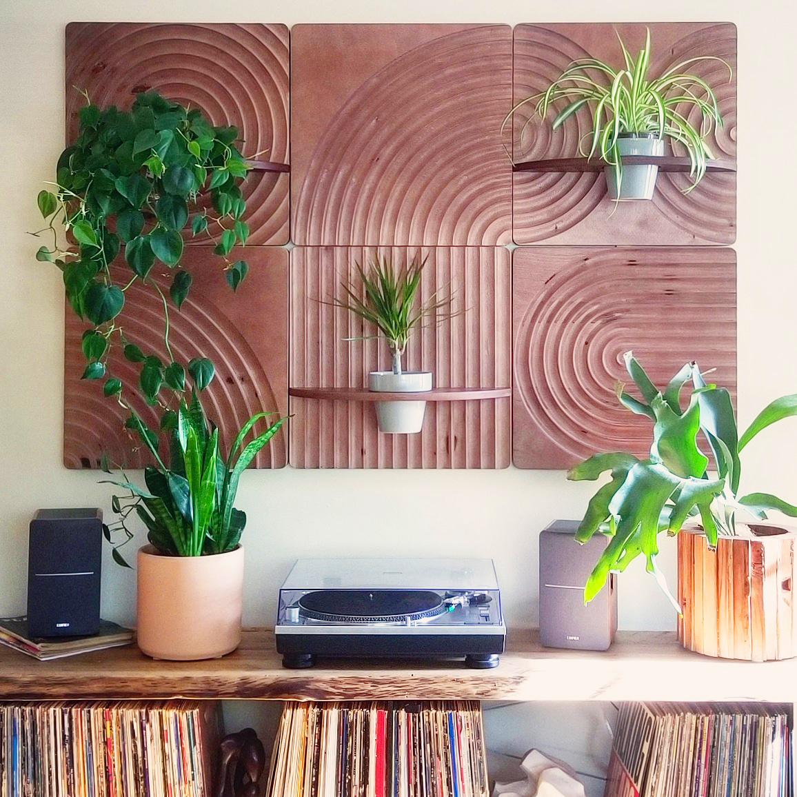 KARVD indoor wall hanging planter set