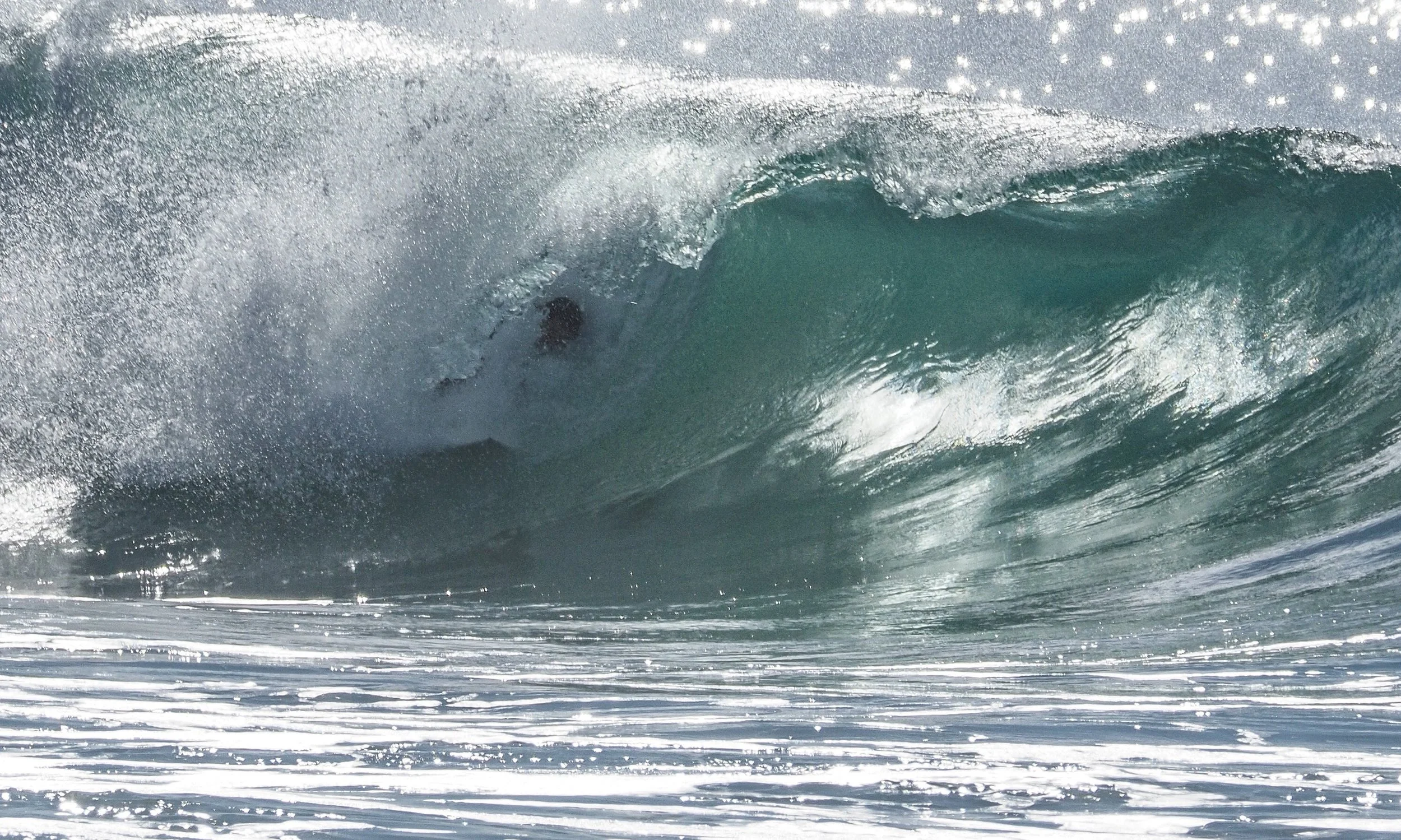 wave.jpg