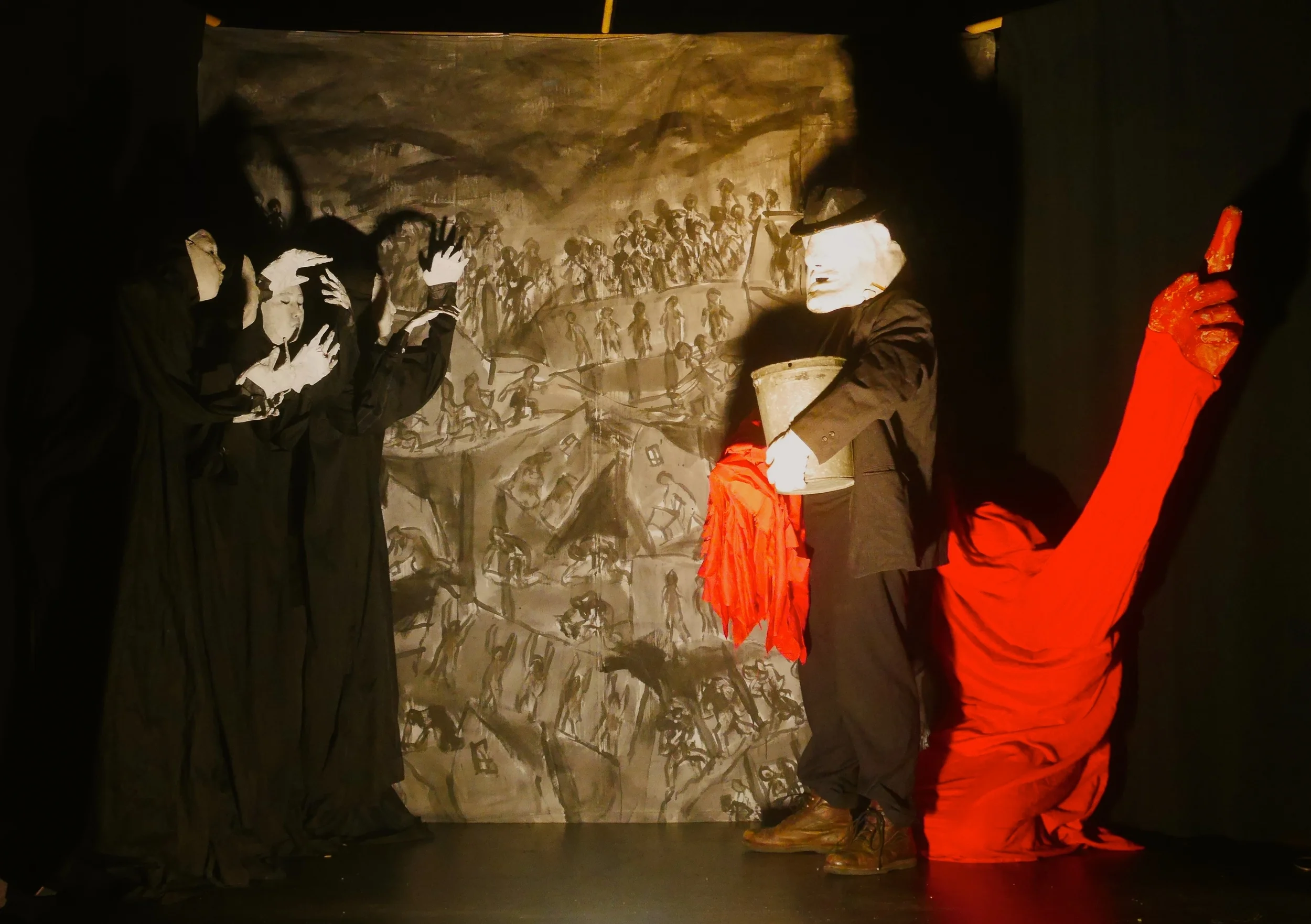 Radical Puppets! Bread and Puppet Performs "Fire" at Reed