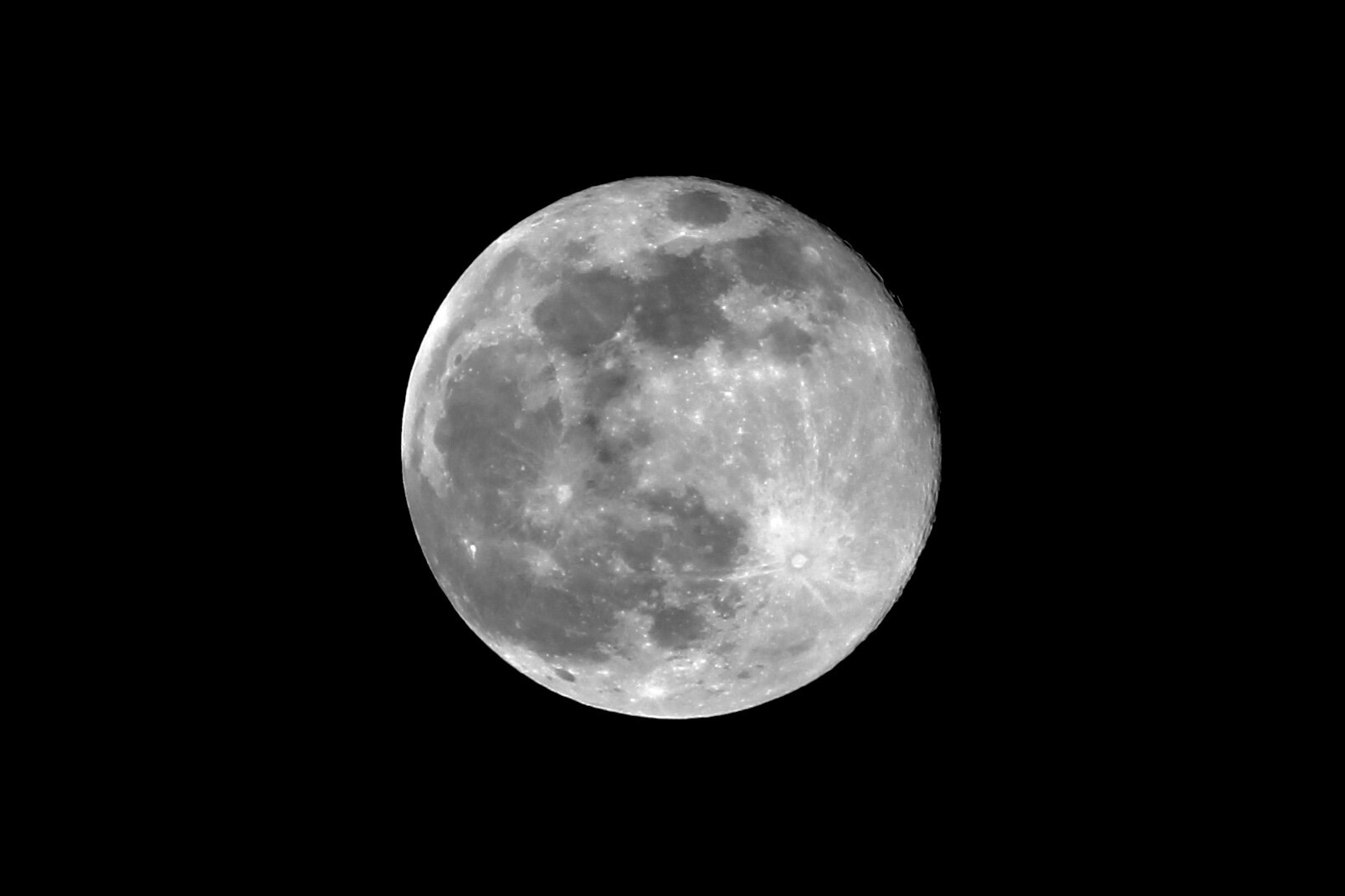 Moon - Jonah Rohlfing.jpg