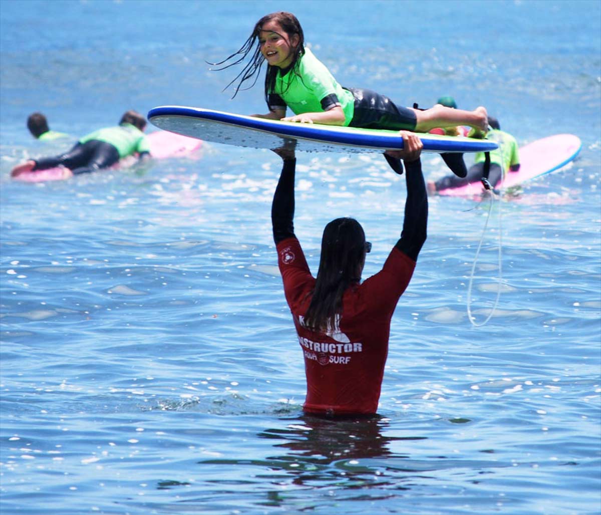 surf-instructors.jpg