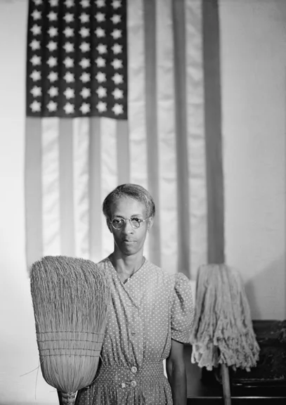 American Gothic, Washington DC. Copyright The Gordon Parks Foundation