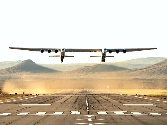 World's BIGGEST airplane takes flight!