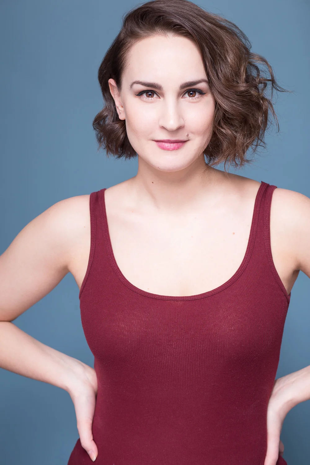  Height: 5'6" | Hair: Brown | Eyes: Brown