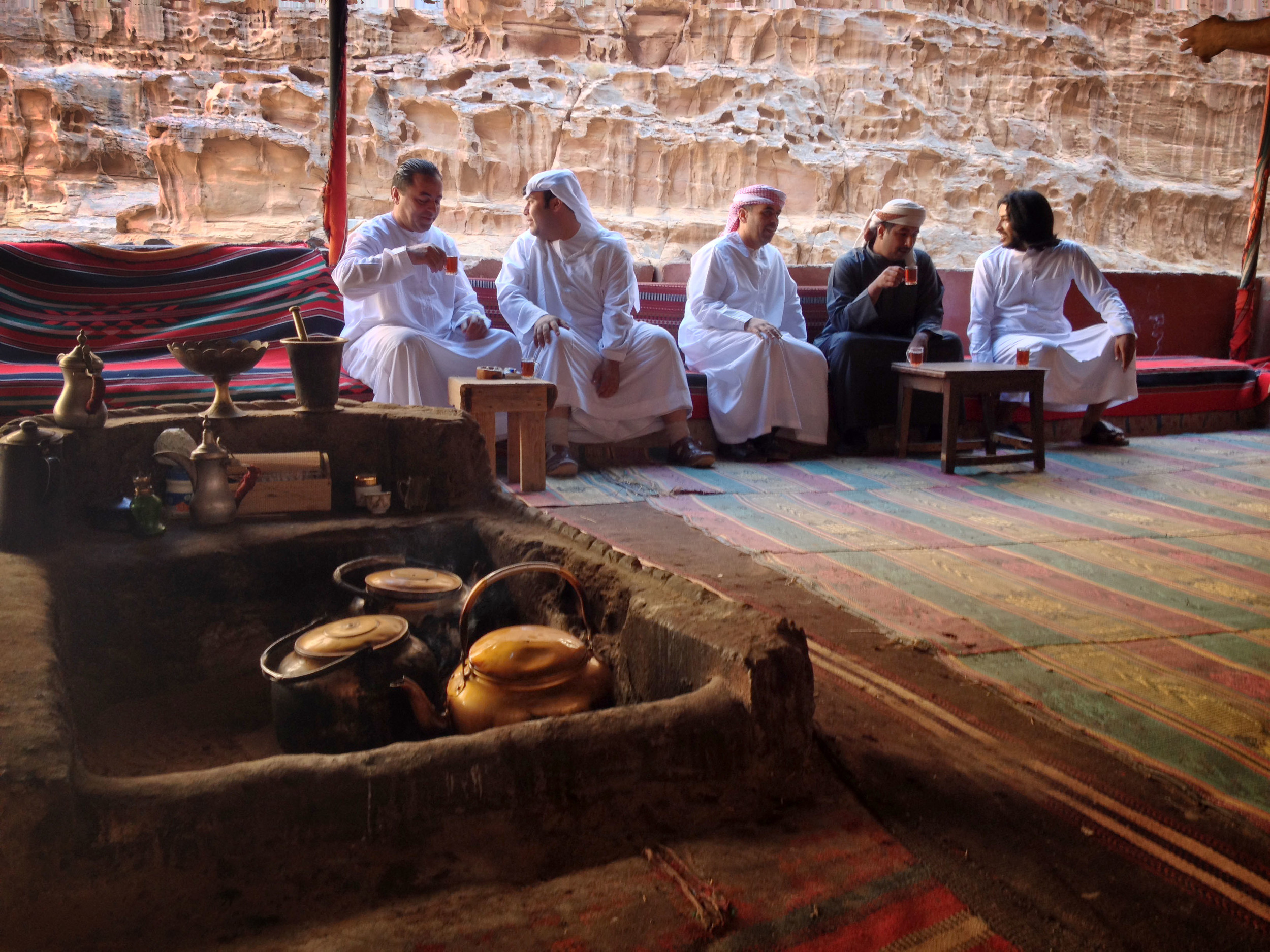 2.11.13 Tea break in Wadi Rum.JPG