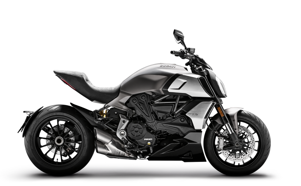 Diavel-1260-MY19-01-Grey-Model-Preview-1050x650.png