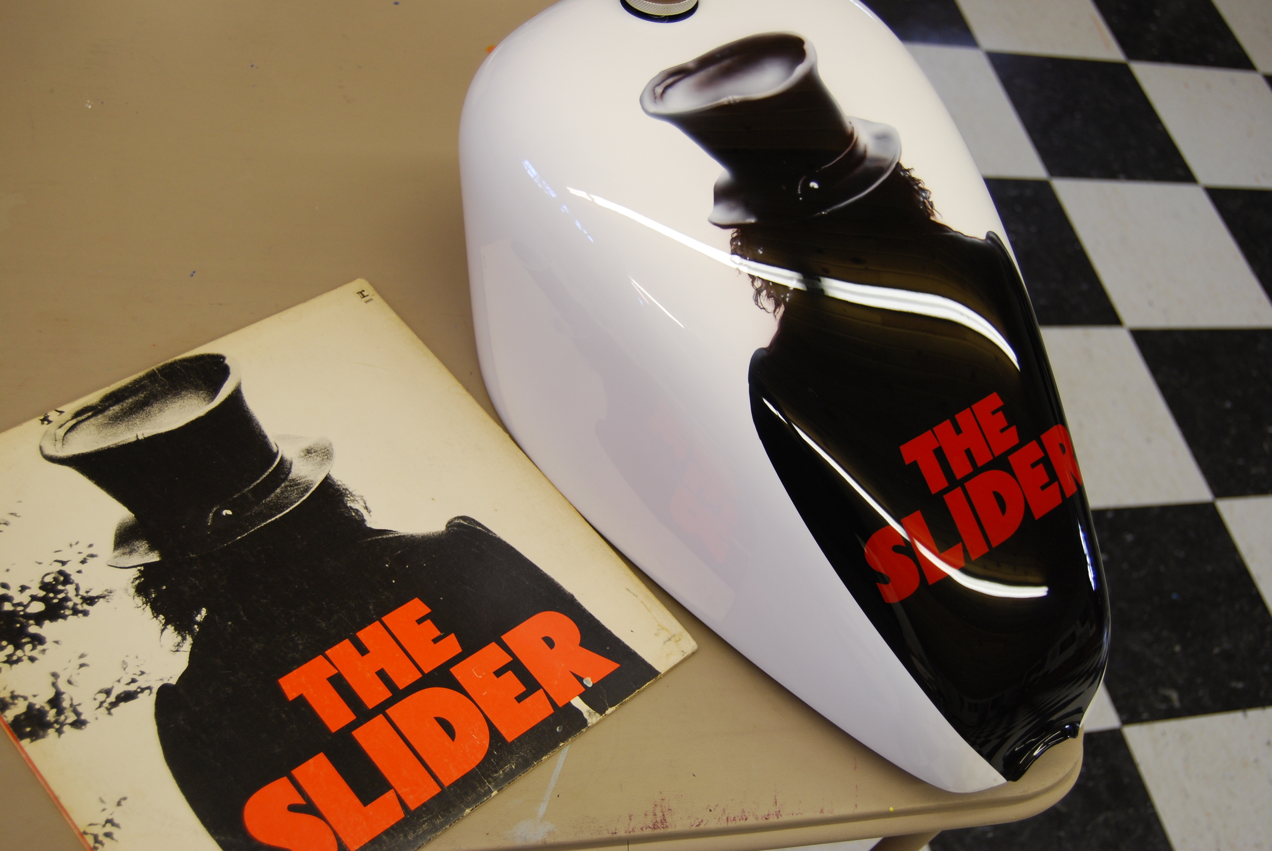 Slider 005.jpg