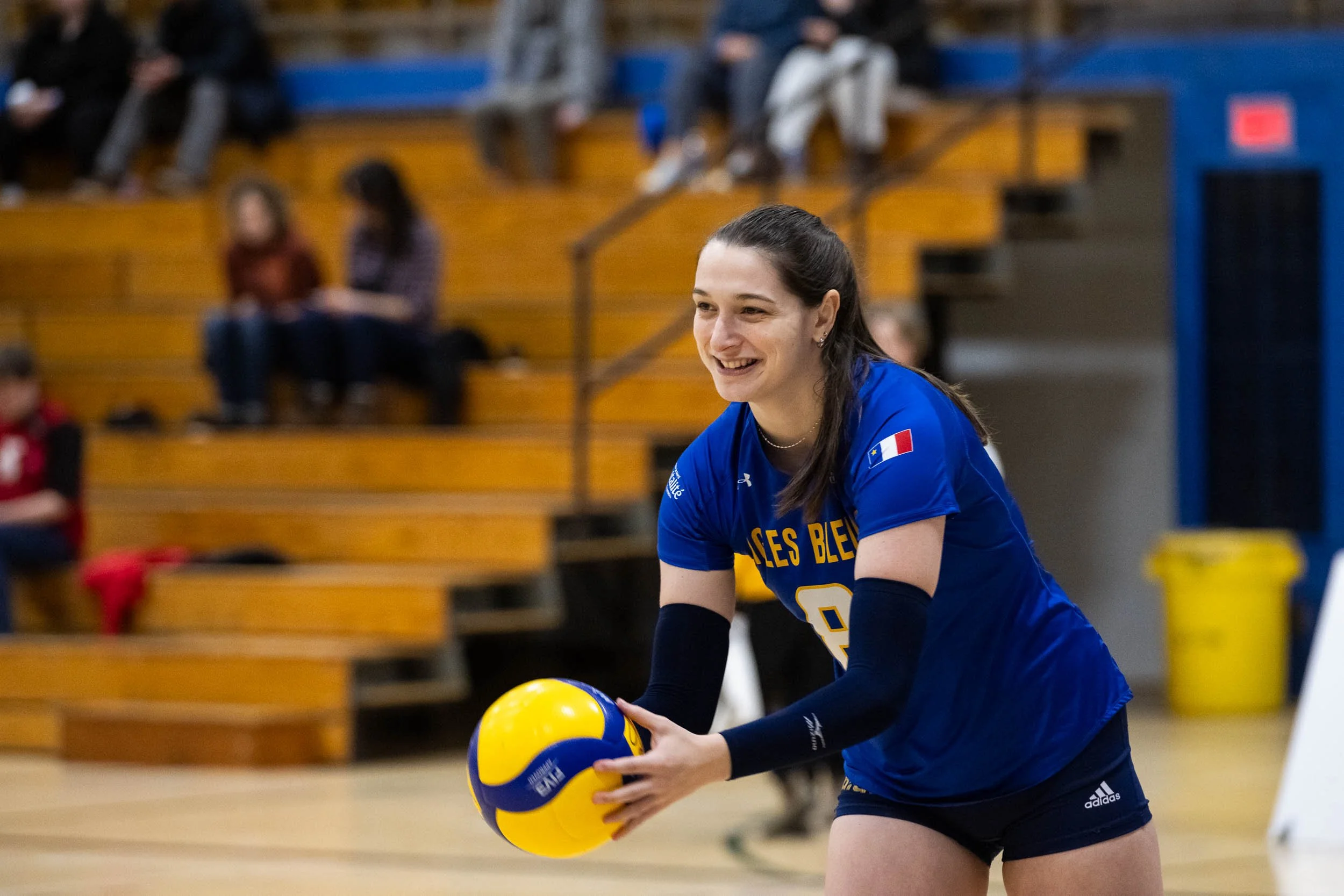 NigelFearonPhotography-UdeMVolleyball-20250118-6990.jpg