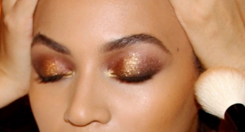 Beyonce wearing the Dolce Vita palette from Charlotte Tilbury, look at that sparkle! 