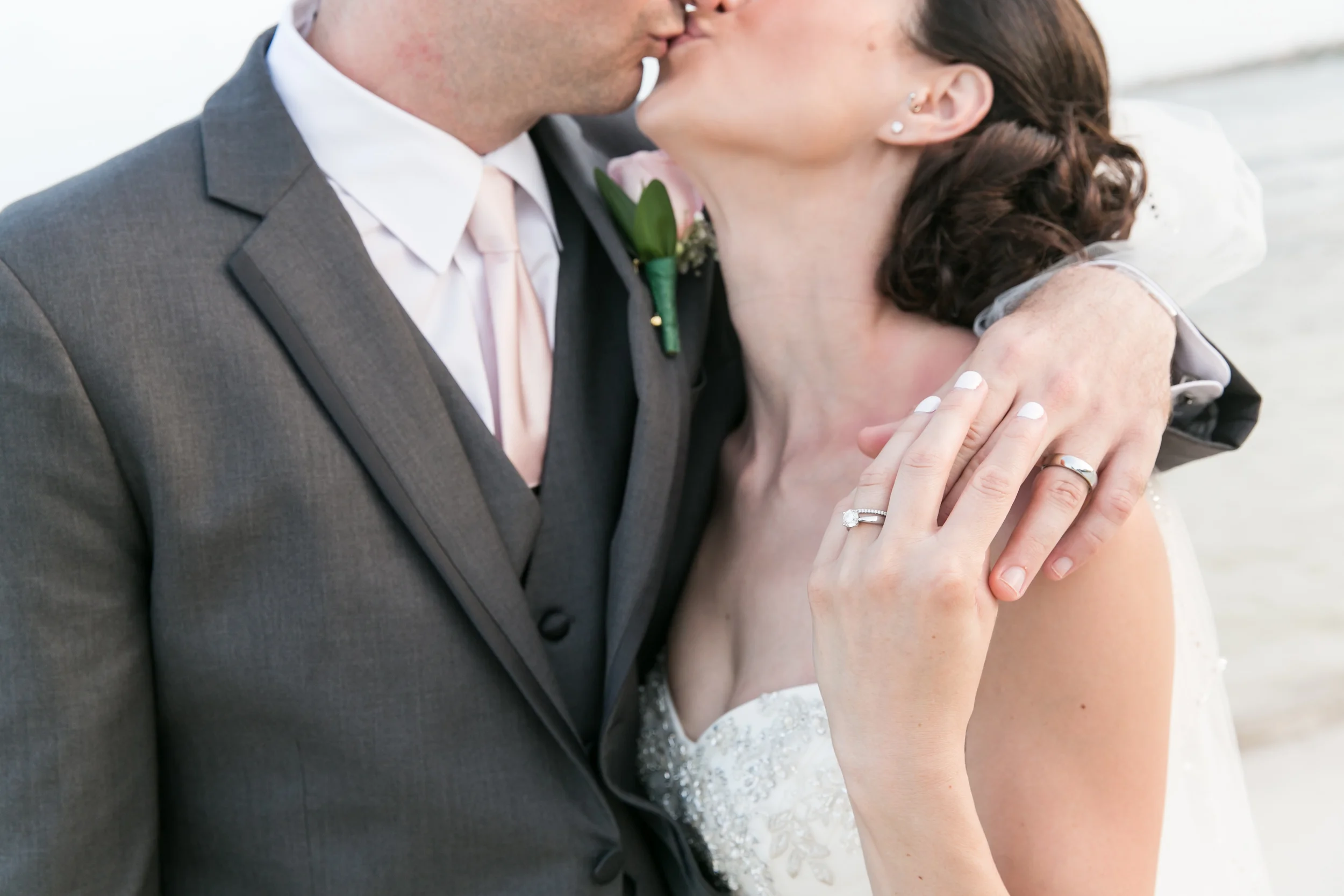 Jennifer&Rob_0576.jpg