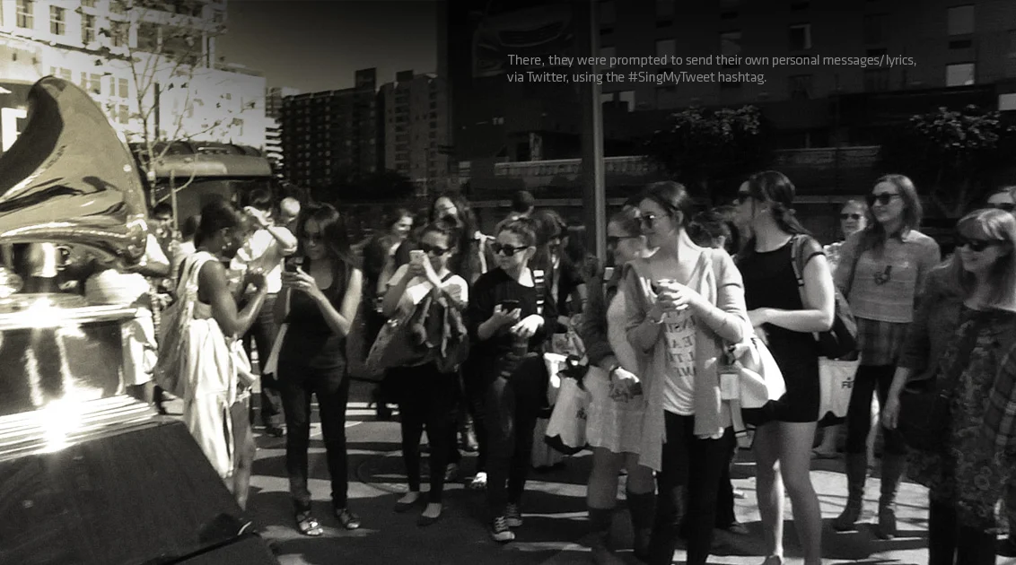 singmytweet2.jpg