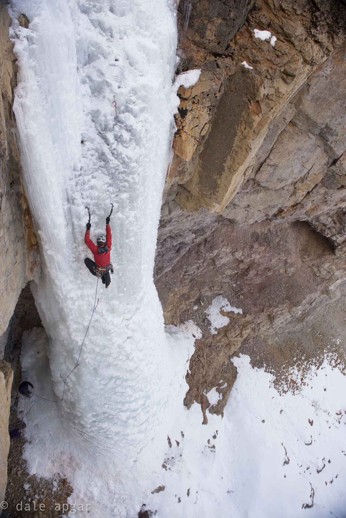 Drew Smith making Silverton's Santa Claus Pillar look like child's play
