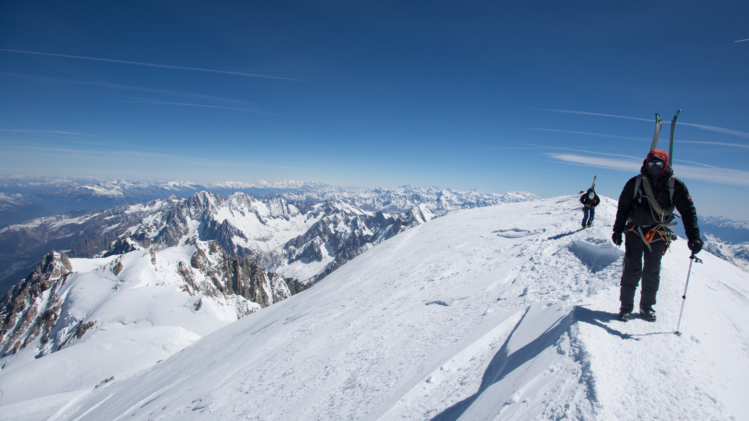 Mike and Mik finishing off the rest of the ascent to Mont Blanc's Summit 