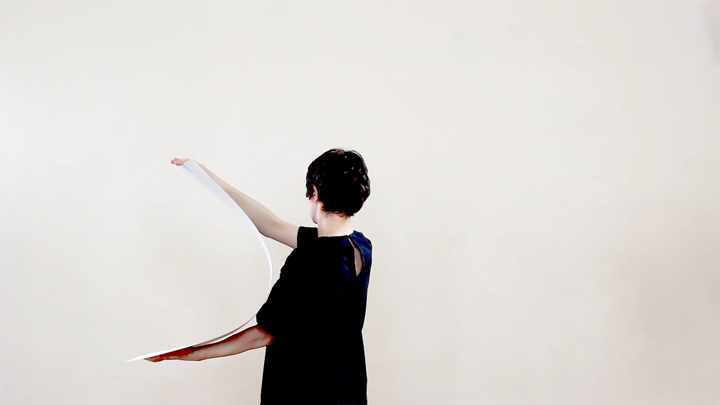 Standing Piece for Forms, 2014.Single channel HD digital video, 16:9, colour, sound, 6 minutes. Funded by Australian Council for the Arts, Edwards Trust & The Dame Joan Sutherland Trust.