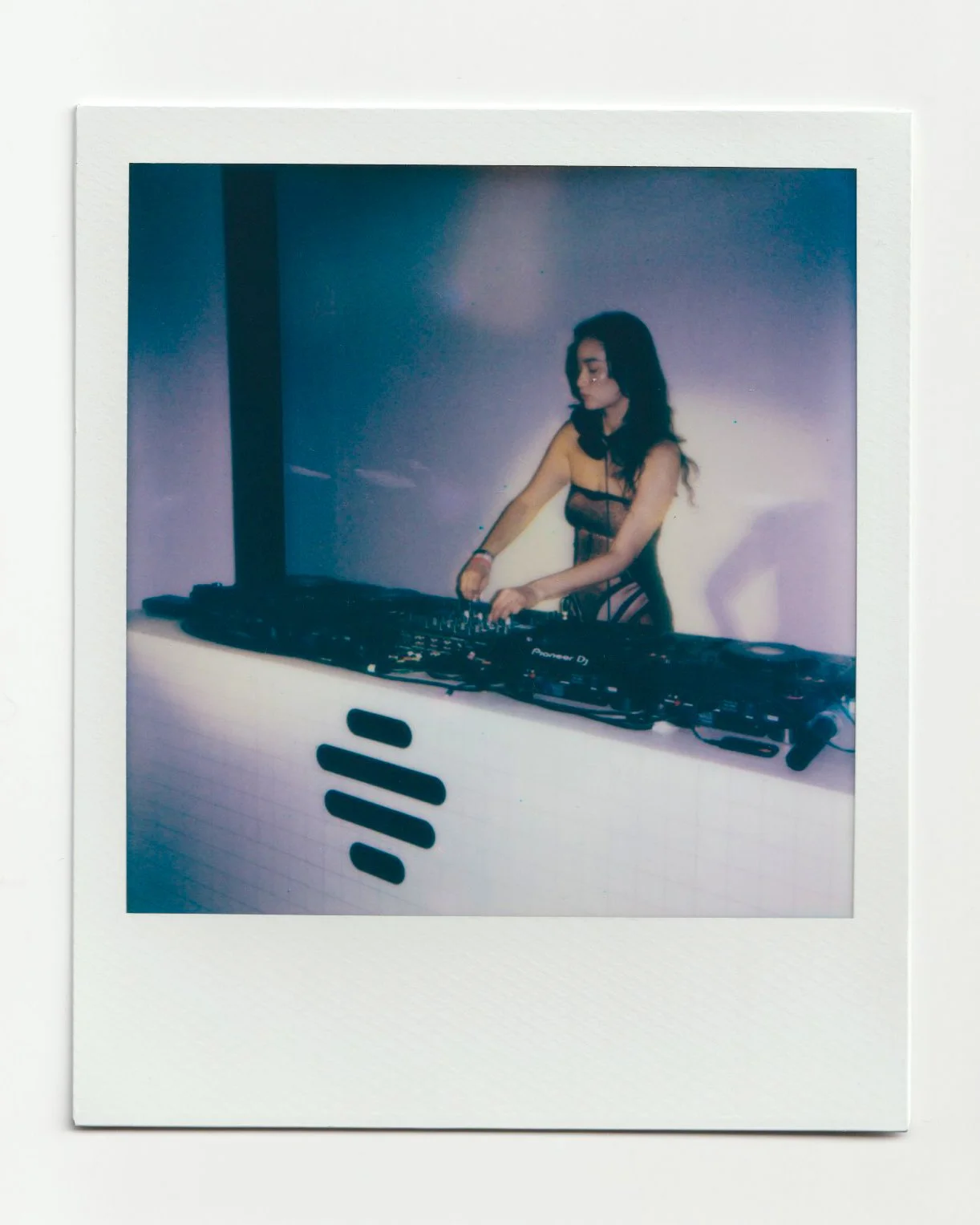 HS_Bumble_Polaroid-9.jpg