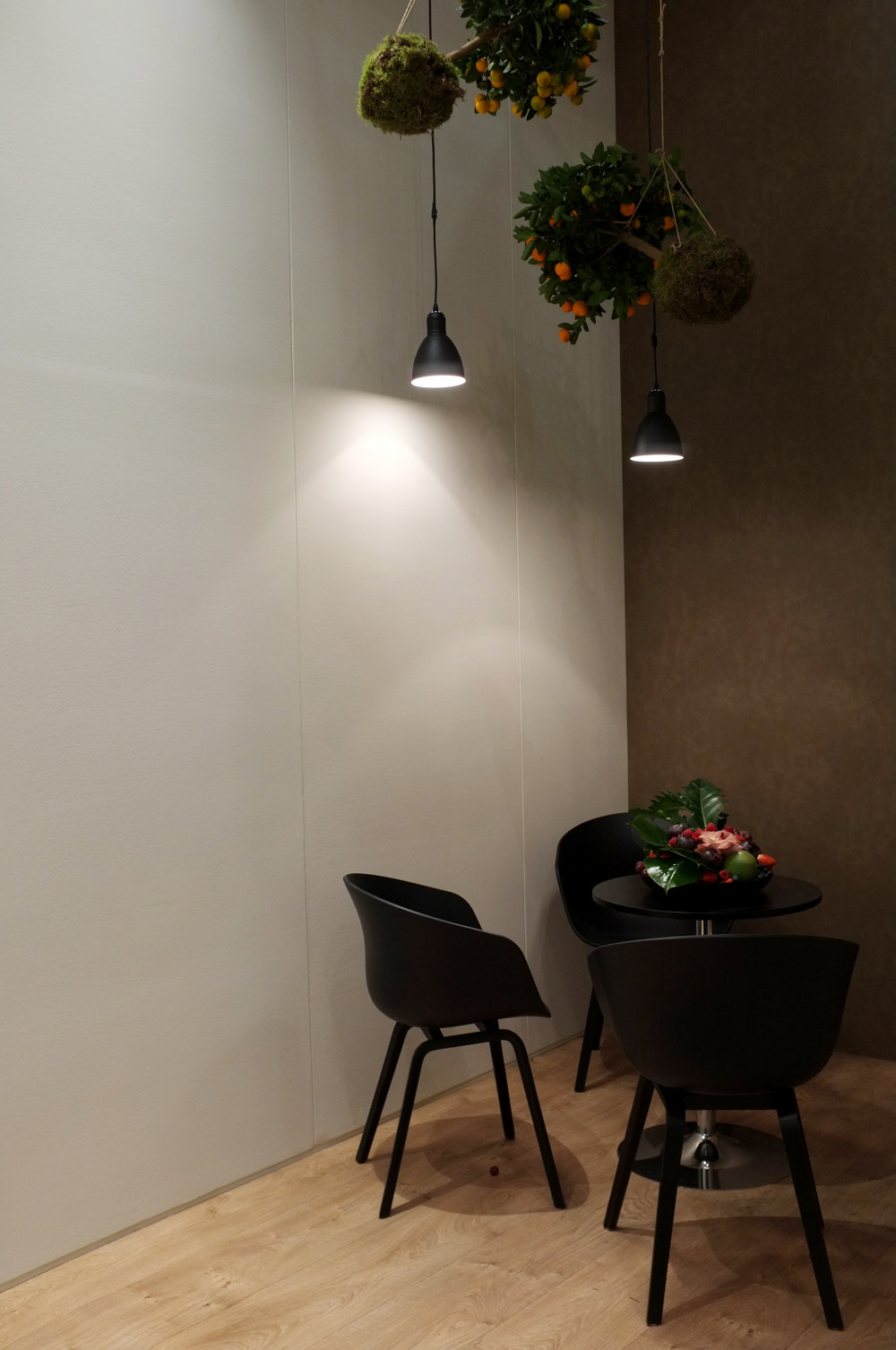 A.P Bloem Amsterdam Bloemist Bloemist Event Gloriosa beurs Decoratie Decoratie Messe Berlijn Op locatie Fruit bloemen bloemen project stylist arrangement citroenboom boom constructie orchidee evenement
