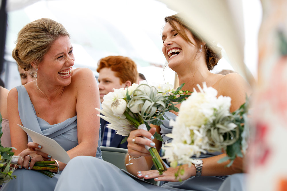 A.P Bloem bruiloft bruiloft bloemist Amsterdam bloemen bloemen trouwen bloemen bloemenwinkel wit tropische bruid bruidsboeket bruidboeket bruiloft hangar noord event evenement tropische bruid bruid bruidegom bruidgrom bruidsmeisjes