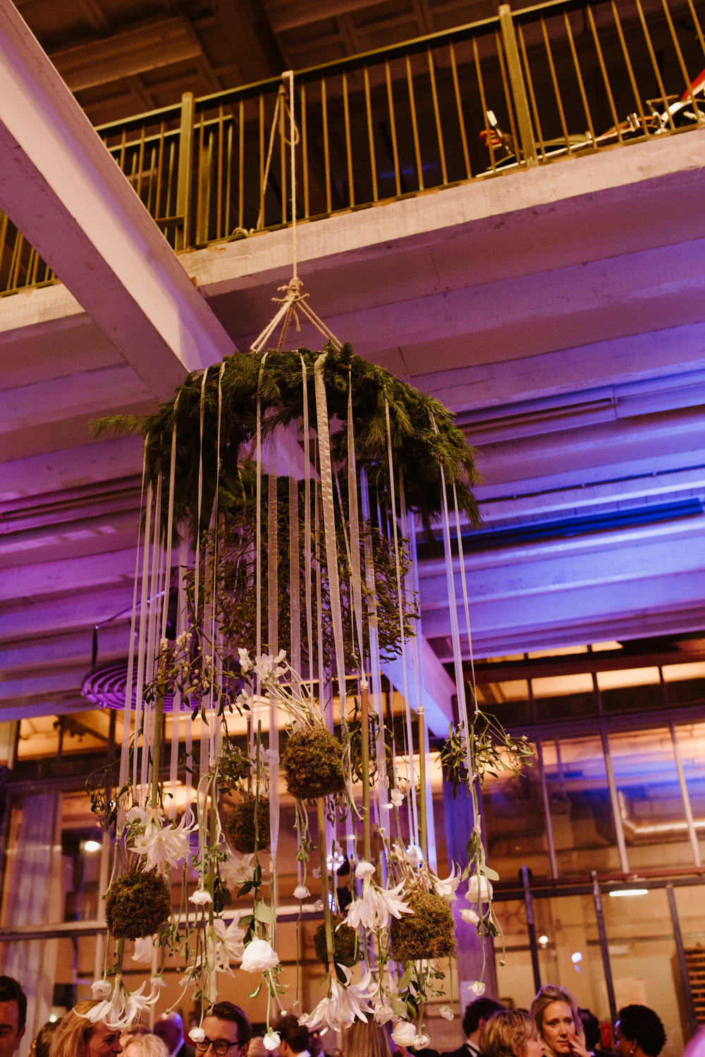 A.P Bloem florist bloemist Amsterdam Kerkstraat wedding Bruiloft trouwen event kerst Christmas gezellig liefde love Ido evenement styling winter trouwinspiratie weddinginspiration weddinggoals shesaid yes arrangement hotel de goudfazant chandelier