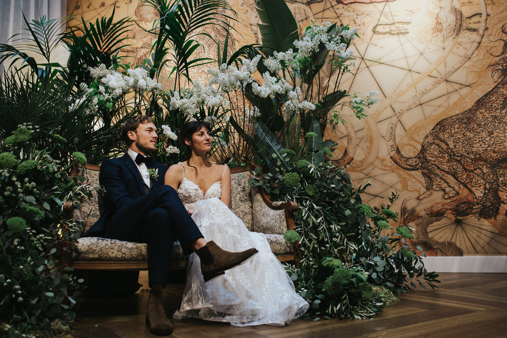 A.P Bloem bloemist bloemist Amsterdam bloemen sprookjesachtige bloemen bruiloft bruiloft trouwen Kerkstraat Andaz Hotel wilde bloemen Alice in Wonderland botanische trouwtrends bruiloft trends bruiloft doelen trouwinspiratie trouwen fotoshoot fai…