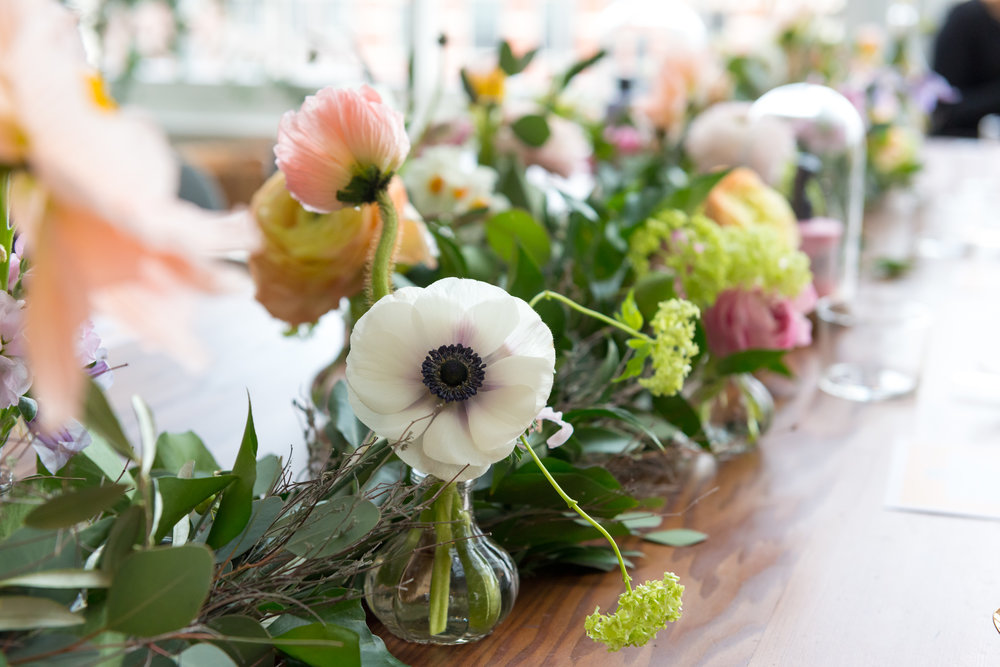 A.P Bloem bloemist bloemen flowers botanical florist event evenement beauty bohemian styling wreaths garland guirlande krans haircare Maria Nila the playing circle Mooi The Agency pastel anemone