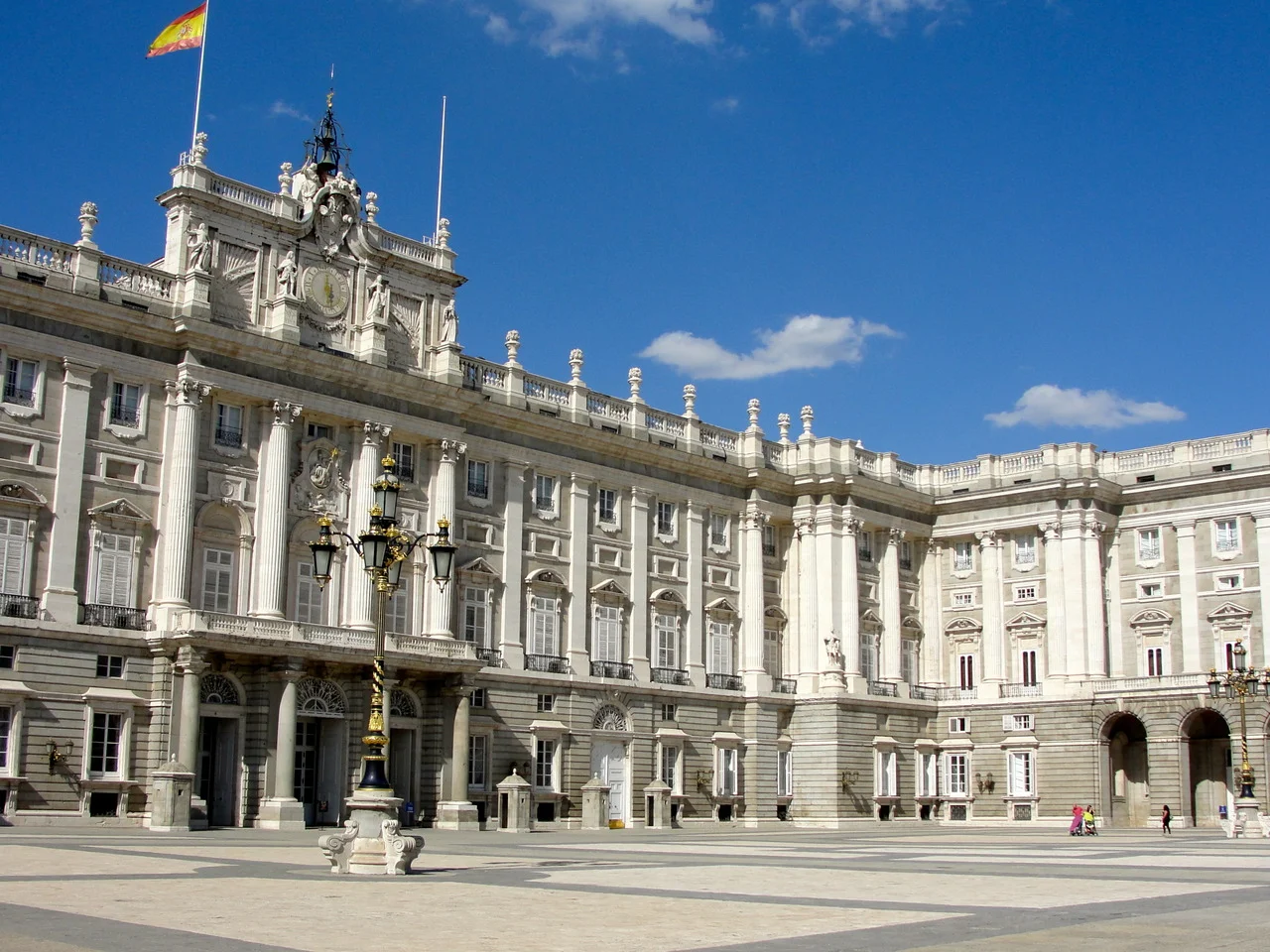 Bucket List #5: Visit the Palacio Real
If you know me, you know I love royal things. I admittedly checked to see if there were any eligible princes in Spain before arriving and aspire to be Kate Middleton. El Palacio Real was stunning. Every room wa…