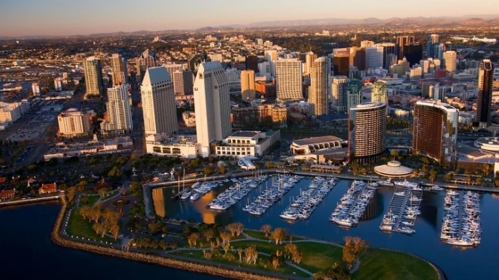 San-Diego-Bay-medium.jpg