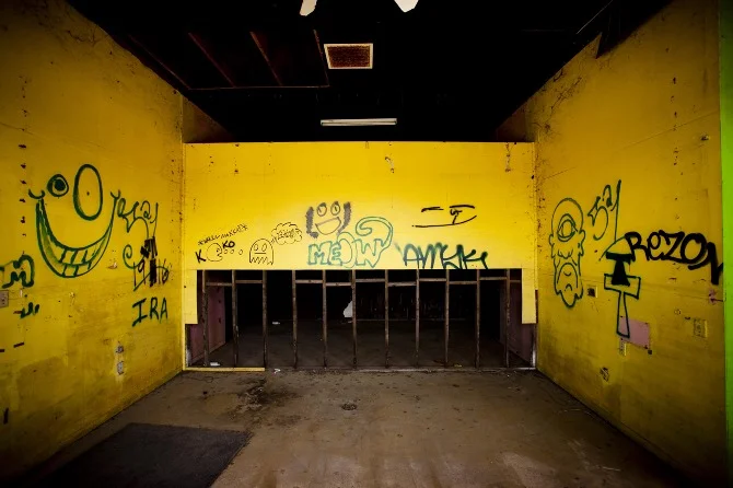 YELLOW_WALL.jpg