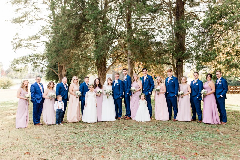 Large bridal party | Nashville Historic Rock Castle